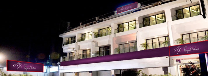 Hotel Royal Palace - Aurangabad 01.jpg